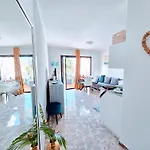 Ania Mar Paraiso アパート