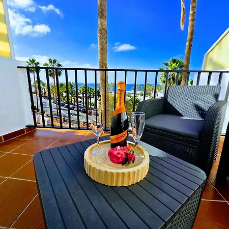 Ania Mar Paraiso *